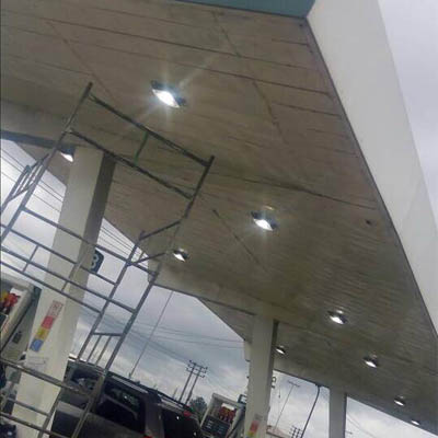 80w canopy light use in Gas station